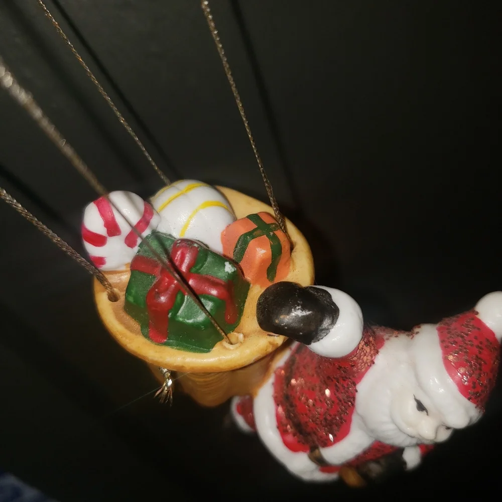 Vintage Hot air ballon Santa's ornament